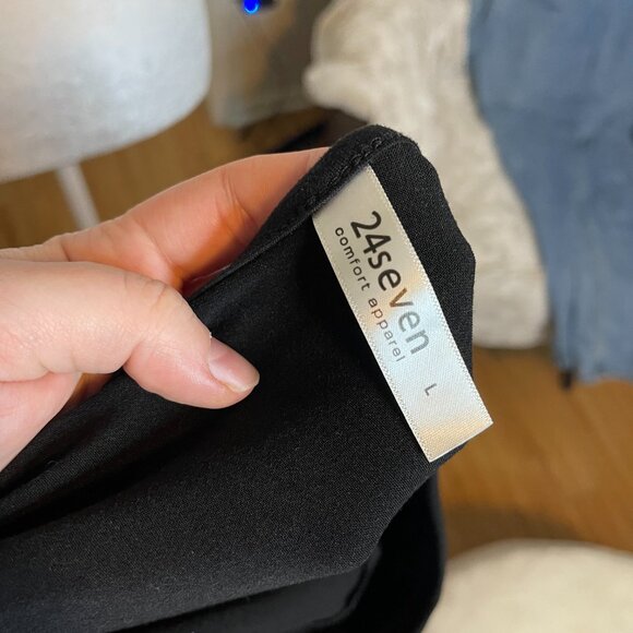 24Seven Comfort Apparel Black Square-Neck Long Sleeve Maxi Dress – Size L - Picture 6 of 6